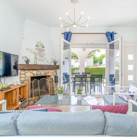 Villa Apart-rent Casa Montseny 0119 Empuriabrava